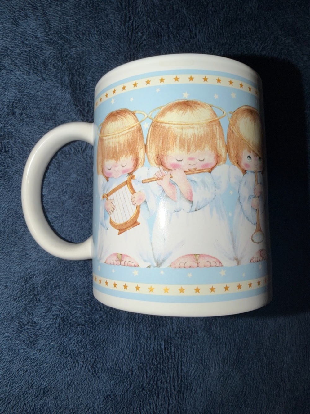 Vintage 80s Hallmark HMK Trio of Angels Musical Ceramic Coffee Mug - Blue & Gold